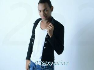 02sexylatino