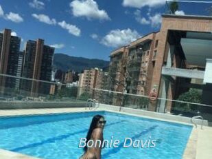 Bonnie_Davis