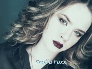 Emilia_Foxx