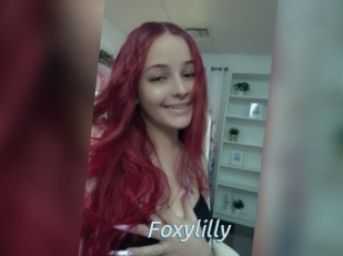 Foxylilly