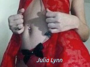 Julia_Lynn