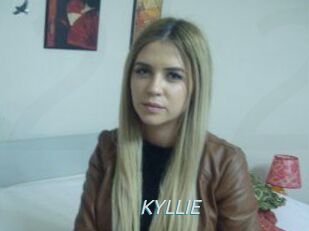 KYLLIE_