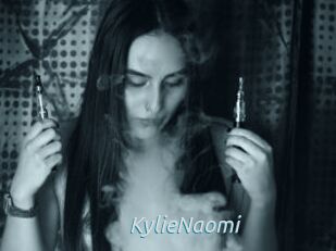 KylieNaomi