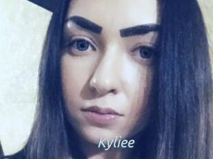 Kyliee_