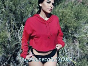LaMunecaXOXOXO