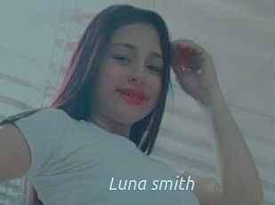 Luna_smith