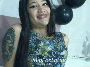 MiaFoxLatina