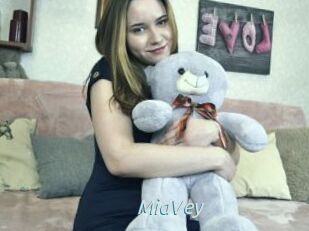 MiaVey