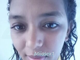 Miiasex1