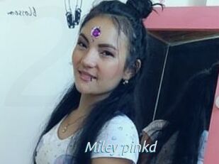 Miley_pinkd