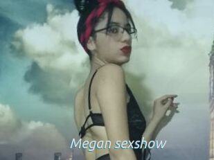 Megan_sexshow