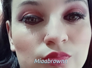 Miaabrownn