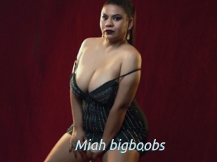 Miah_bigboobs