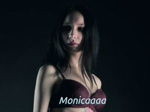 Monicaaaa