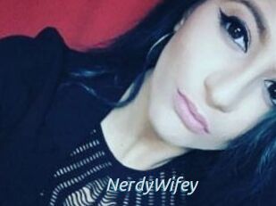 NerdyWifey