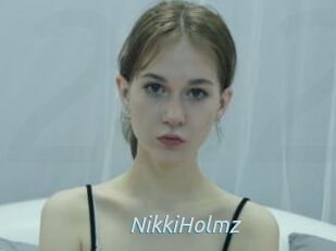 NikkiHolmz