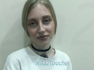 NikkiTouche
