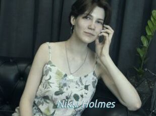 Nikki_Holmes
