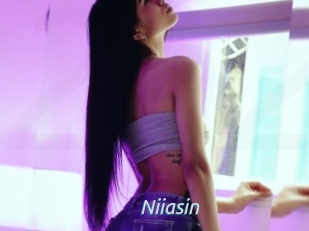 Niiasin
