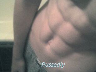 Pussedly