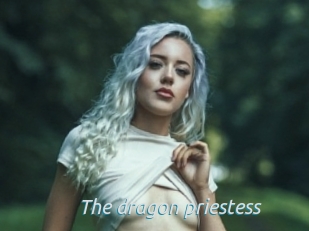 The_dragon_priestess