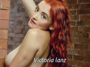 Victoria_lanz